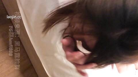 年11月，售价千元，【真实绿帽淫妻】，露脸，漂亮小少妇约了两个帅哥，粘满精液的脸蛋，气色红润