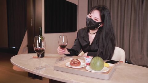 漂亮黑丝巨乳人妻 以后要经常来操我 啊高潮了 身材丰满 白虎鲍鱼 被小哥无套 内射