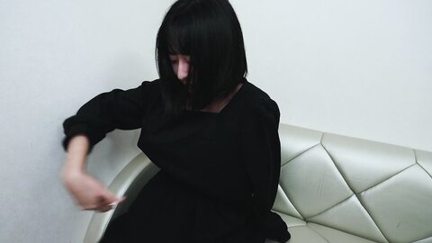 4577462 Limited to 980 pts until 12\12! [Very Rare]****zynxzjo* A female nurse who has only ever had a day job.　The only thing that matters is the quality of the work.