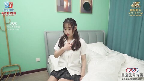 星空传媒XKKY034心机婊出卖色相勾引房东打炮上位