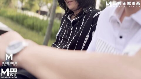 爱神传媒EMS-005我与好哥们调教大奶妈妈