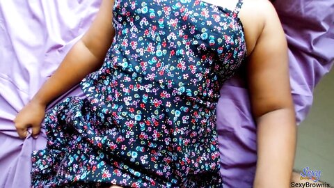 Sri Lankan Cute Slut Seduces Roommate And Makes Him Cum On Her Tits A
