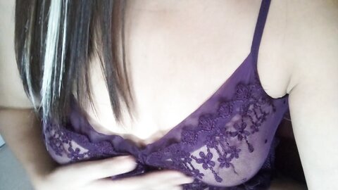 Beautiful Pinay Flexing Her Boobs And Pinkish Tight Pussy Before Going