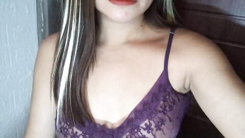 Beautiful Pinay Flexing Her Boobs And Pinkish Tight Pussy Before Going