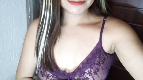 Beautiful Pinay Flexing Her Boobs And Pinkish Tight Pussy Before Going