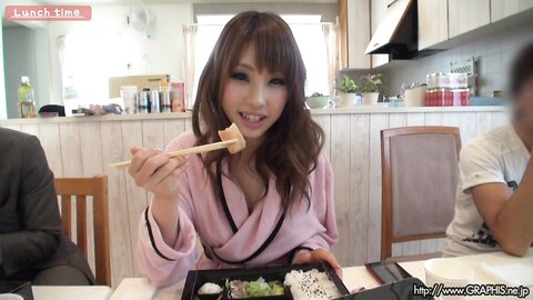 [Graphis] 2012-06-29 First Gravure - Syunka Ayami ñóñõñ¯Ð«¦¹ (80P+5Vid)