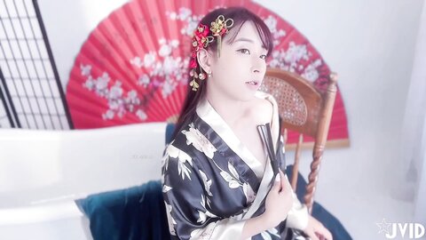[JVID] 黛娜 - 黛娜來了日式和服原汁誘惑 京都風俗娘一日體驗 神級新人黛娜醞釀許久的和服寫真曝光