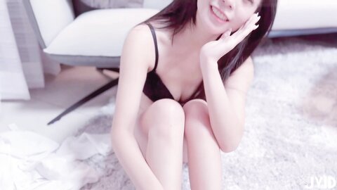 [JVID] 宋雨川 - 新到女同事上班第一天前先到我家裡作個拜訪