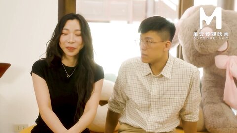 Modelmedia Asia White Valentines Day Couple Swap