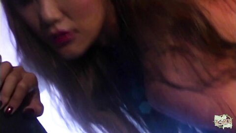 Mia Smiles Gets Her Adorable Asian Body Covered In Cum After Ridinetting Railed