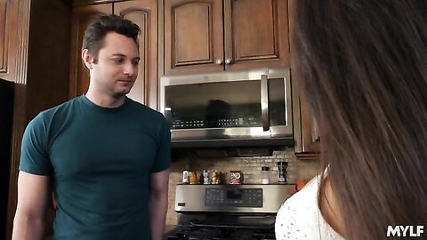 Cali Lee Cleaning Leads To Delicious Mess