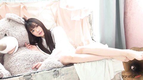 LOVEPOP Gravure No.51 - Tatsumi Sina 辰巳シーナ Photoset 01 - 05 4