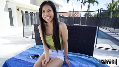 Evie Ling Petite Asian Stretched Out All Sex Blowjob Facial P