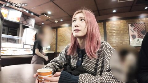 4589162 Exclusive50% OFF!!!1090pts until the 7th!!! **pzzyxqx*z* !　First time shooting* 20 year old beauty student, after moving to Tokyo, she asks "Don`t you need money?" in order to get her dream job in the