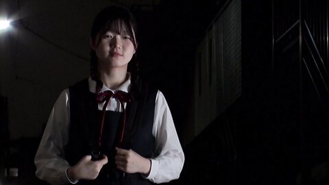 SUJI-259 Indecent Nakadashi (Indecent Nakadashi) With A Student's Friend, With A Pipe.
