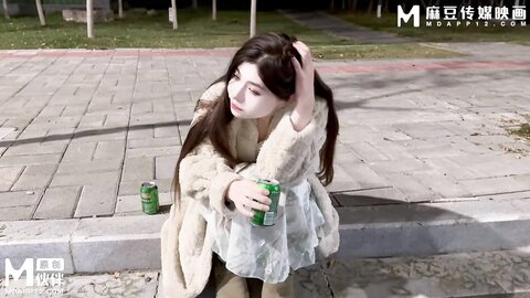 三只狼SZL-021喝醉的女大学生被我捡了便宜