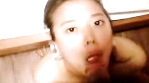 Amateur Asian Porn 145281110