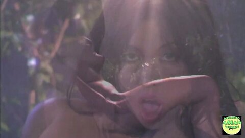 Horny Guy Eating A Beautiful Girls Sy Before He Hardcore Smashes Her Cunt