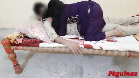 देवर ने भाभी को अपने ऊपर लिटाया और भाभी को हिंदी ऑडियो में चोद