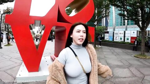 台湾极品网红「倪娜Nina」，Fansone露脸私拍，我最素人原始真实的性爱，我在圣诞日被内射