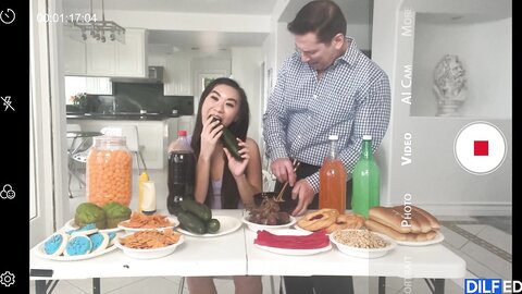 Kimmy Kimm Mukbang