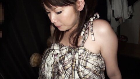 SUJI-171 A shaved girl who is pulled by a parent accompanying parent