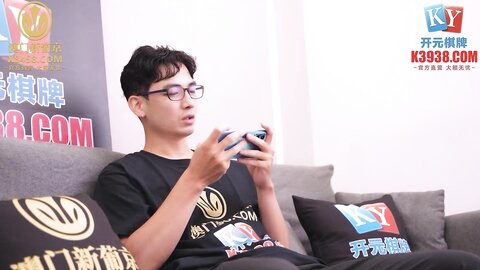 MPG-014释放空姐女友的性欲-苏清歌