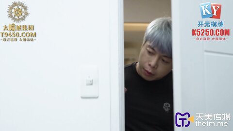 TMG050爆操同学妈妈的骚逼