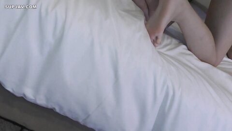 3129096 no Part 2 My friend`s younger sister Satsuki A huge cock penetrates her slender body The pervert who is crazy with pleasure