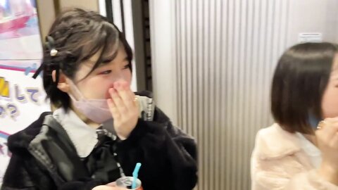 300NTK-794 [To the side bitch beautiful girl hidden busty pink girl gun piercing pick -up!!] [Get butt...