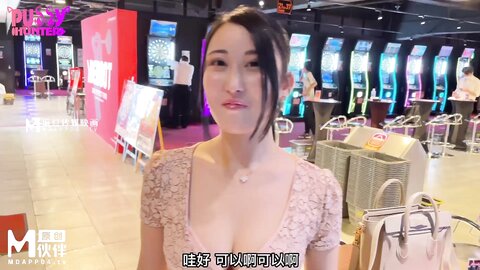 PS-022飞镖店搭讪美乳少女