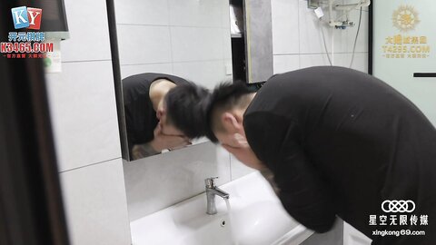 XKG078合租女室友隐藏的淫荡人格