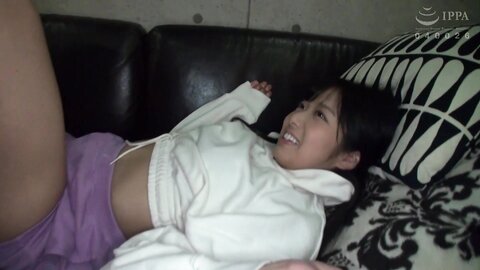 COGM-035 Stare At Chu Midnight. Ichakis Sleepover Party Spent With A Friendly Doggy Friend.