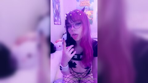 Bunnygirl Ella 2021 08 30 2201622930