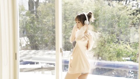 SHANAマンスリーガール022=yami 16分ムービー - FRIDAY（フライデー）