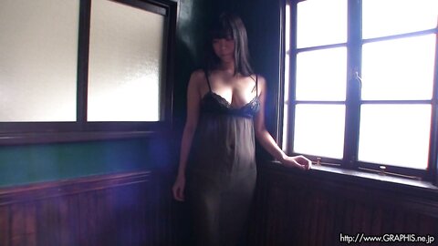 [Graphis] First Gravure – Matsuri Kiritani 桐谷まつり (120P+3Vid) (2)