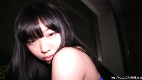 [Graphis] First Gravure – Matsuri Kiritani 桐谷まつり (120P+3Vid)