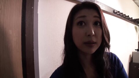 The Neighbor Wife Wears Short Skirts Looks Horny Seems Like Shes Not Having Sex With Her Band