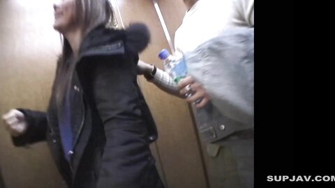 4598245 [Raw Dollars, Uncensored]**pzzyxqx*z* Grandes, à hauteur de genoux, belles filles recommandées par un ami à partir d`une charge inversée ! Elle a beaucoup de jus de chatte ! Elle gémit à perdre halein