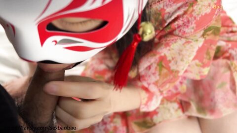 Sexbaoabo正在整理她的衣服，赶上上课，让她吃鸡巴，然后再次操她