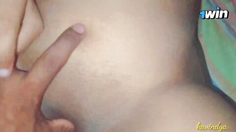 Sinhala New Sex Video Sinhala Voice නිමාඩුවට ගෙදර ආපු නැනාව මොල් කරල
