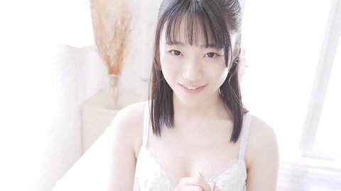 9FWAY-051 Why She Took Off Her Bikini... Kira Kisei (Blu-ray Disc)