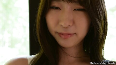 Graphis Gals – Monami Takarada 宝田もなみ “Pururun” Clip 1