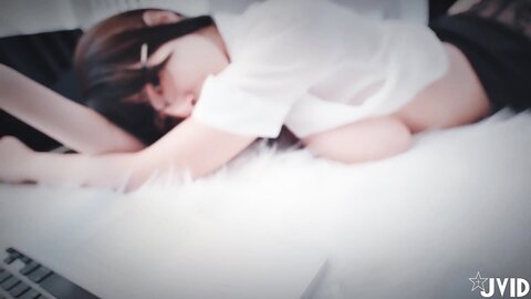 [JVID] 黎菲儿 - 超完美巨乳-色色的女同事加班时の脱衣诱惑