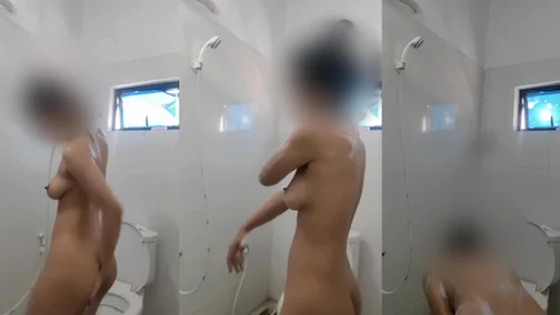 Sariq ayol tort oyoqqa turib oldi.