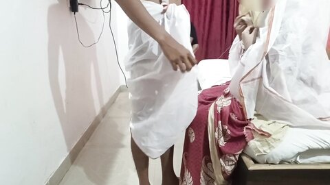 Pakhandi Baba Seducing Innocent Mirred Girl