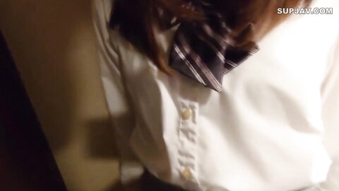 FC2PPV-4600042 [無・制服コス]****zynxzjo* スレンダーな剛毛貧乳美女とハメ撮り・生中出し[特典で高画質]
