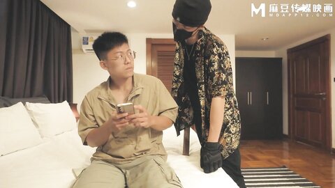 MD-0333肉棒惩处婊子姐妹花