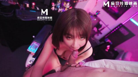 这个面试有点硬MDHG-0025性爱巡游的旅行者