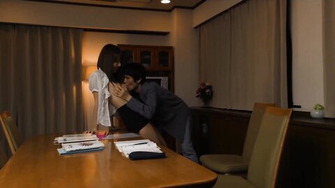 Yui Hatano H Economics Teacher